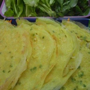 Cách đỗ bánh xèo béo giòn