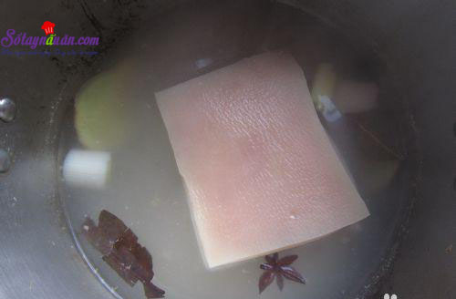 Độc đáo với thịt sốt hình kim tự tháp – món ngon Hàng Châu