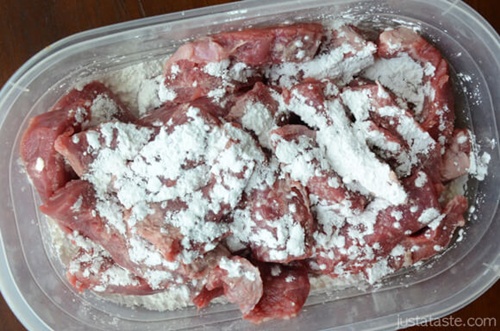 Độc lạ món salad nấm mèo ăn là mê