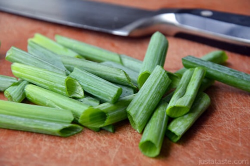 Độc lạ món salad nấm mèo ăn là mê