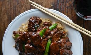 Độc lạ món salad nấm mèo ăn là mê