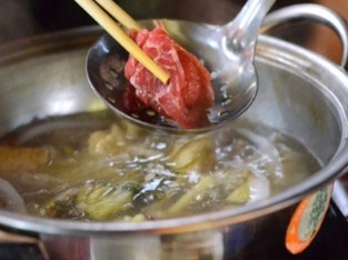 Đổi bữa với bò nhúng giấm