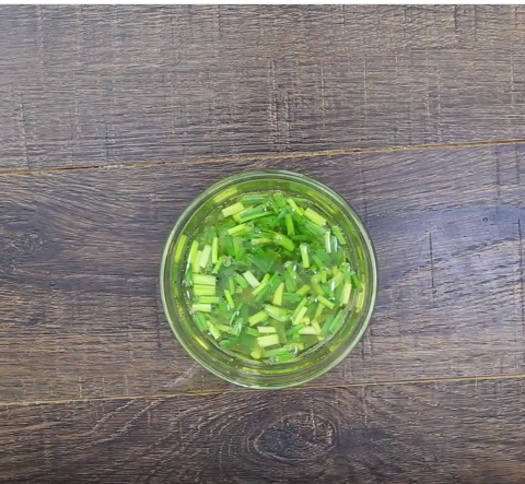 Đổi gió cho bữa cơm nhà với công thức bò xào xoài độc đáo