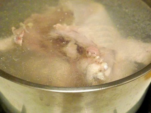 Đổi gió cho bữa sáng với bánh đúc lá dứa dẻo thơm ngon chưa từng thấy