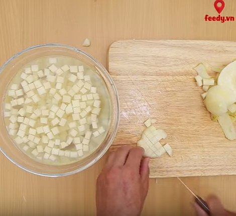 Đổi gió cho món cá chiên quen thuộc với công thức cá chiên cà ri thơm ngon khó cưỡng