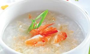 "Đổi gió" với bánh dâu tây hình ông già Noel cực dễ thương