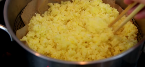 Đổi gió với món bí đỏ chiên thịt thơm lừng ăn là mê