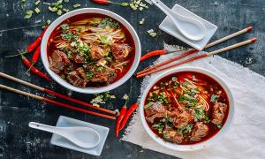 Đổi gió với món bí nướng cuộn sốt atiso phomai cho ngày cuối tuần