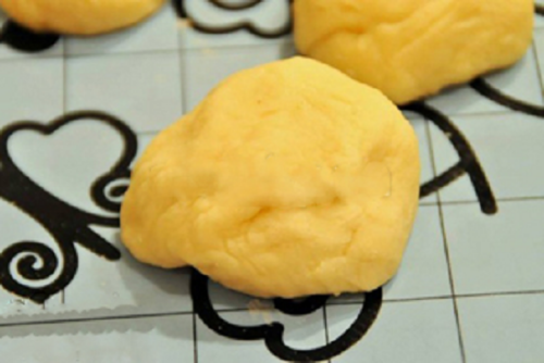 Đổi gió với ngao xào cà ri dễ làm hấp dẫn