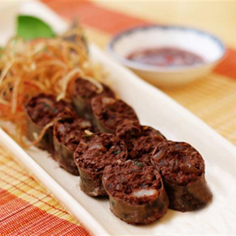 Cách làm dồi heo luộc