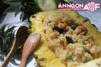 Đổi món cho bữa tối với cơm rang dứa kiểu Thái