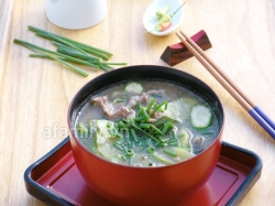 Đổi món cho cả nhà với canh dưa leo thịt bò