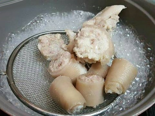 Đổi vị với khoai tây kẹp thịt chiên giòn thơm ngon vàng ruộm