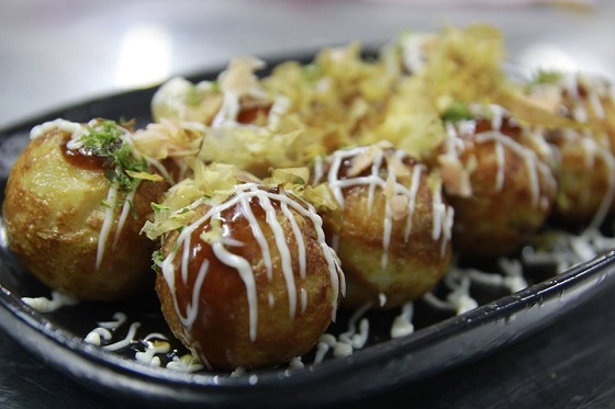 Đông lại về – thử ngay bánh bạch tuộc Takoyaki kiểu Nhật