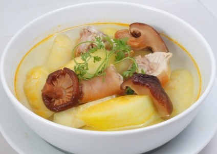 Đu đủ hầm đuôi heo