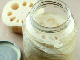 Dưa chua củ sen kiểu Nhật