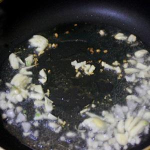 Cách làm dưa chua xào thịt heo