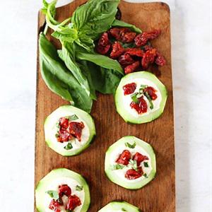 Cách làm dưa leo kem phô mai