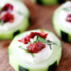 Cách làm dưa leo kem phô mai