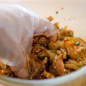 Cách làm dưa leo muối trộn cay