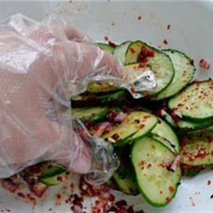 Cách làm dưa leo trộn cay