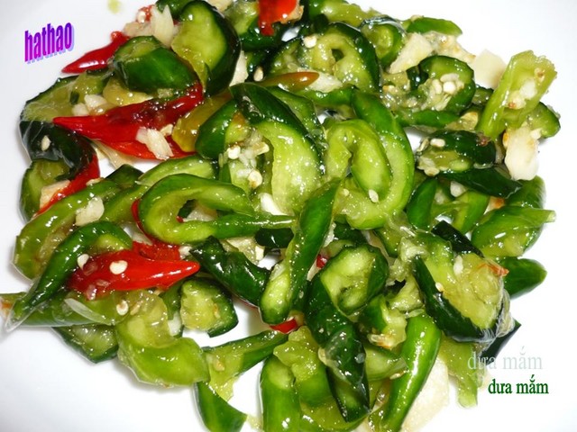 Dưa mắm giòn rụm