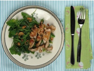 Đùi ếch xào đọt bí