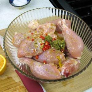 Cách làm đùi gà cuộn thịt xông khói nướng