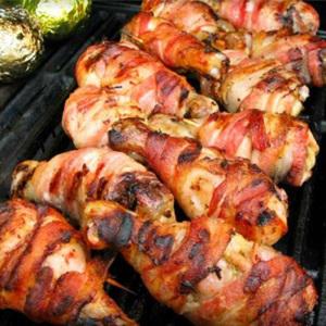 Cách làm đùi gà cuộn thịt xông khói nướng