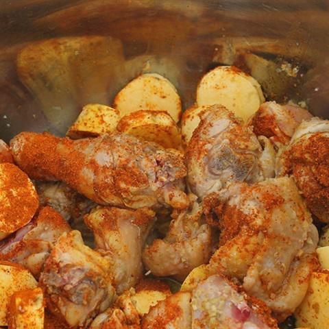 Cách làm đùi gà nấu cà ri