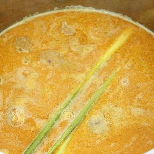 Cách làm đùi gà nấu cà ri