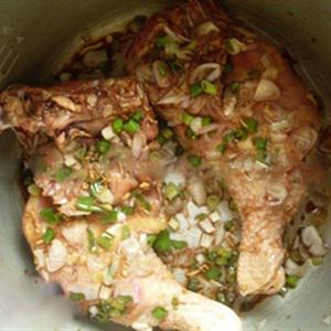 Cách làm đùi gà nướng bằng nồi cơm điện