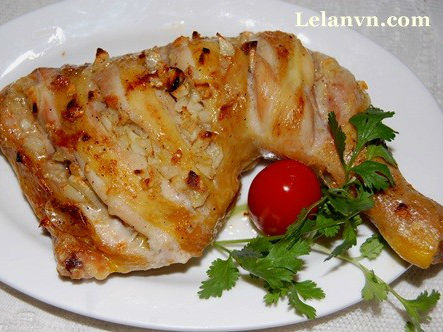 Đùi gà nướng bơ tỏi