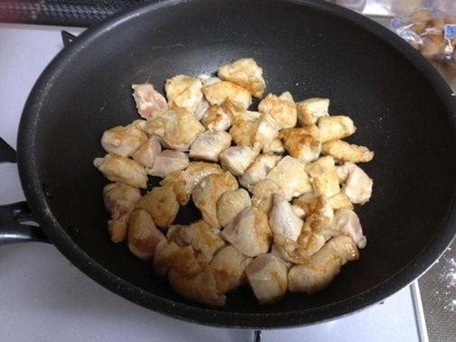 Đùi gà roti đậm vị, bắt mắt, ngon khó cưỡng