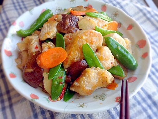 Đùi gà roti đậm vị, bắt mắt, ngon khó cưỡng