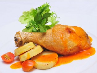 Đùi gà sốt sa-tế