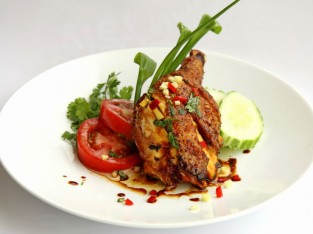 Đùi gà sốt tương