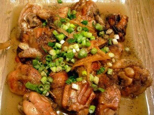 Đùi thỏ hấp sả ớt