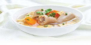 Đuôi heo hầm măng