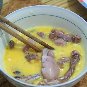 Cách làm ếch chiên mè