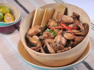 Ếch đồng kho mía