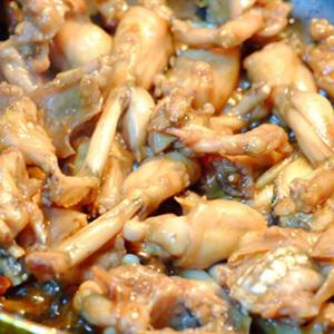 Cách làm ếch om coca