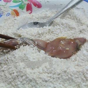 Cách làm ếch tẩm mè chiên