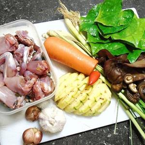 Cách làm ếch xào rau củ