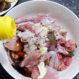 Cách làm ếch xào rau củ