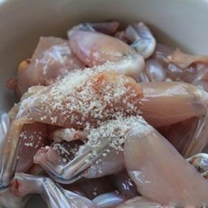 Cách làm ếch xào tỏi