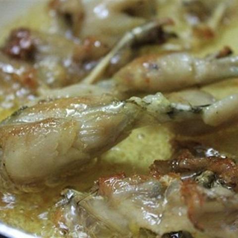 Cách làm ếch xào tỏi