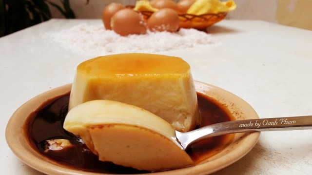 Flan sữa dừa