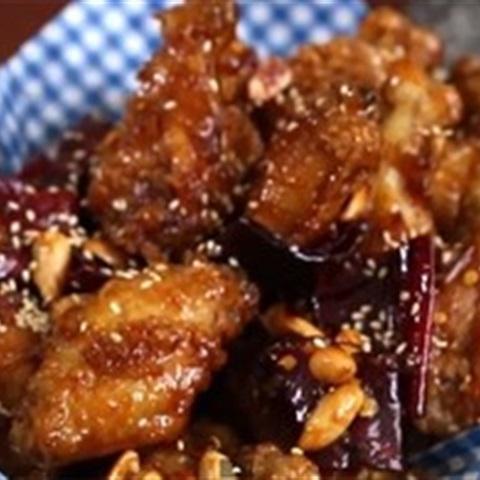Cách làm gà chiên đậu phộng
