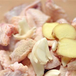 Cách làm gà chiên giòn ướp bia